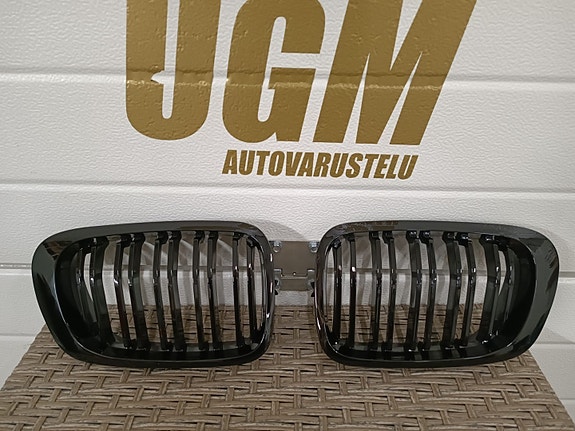BMW 3-sarja E46 2d 99-03 Mustat munuaiset