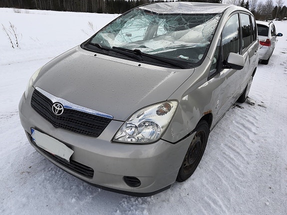 Toyota Corolla Verso 1.8 -04