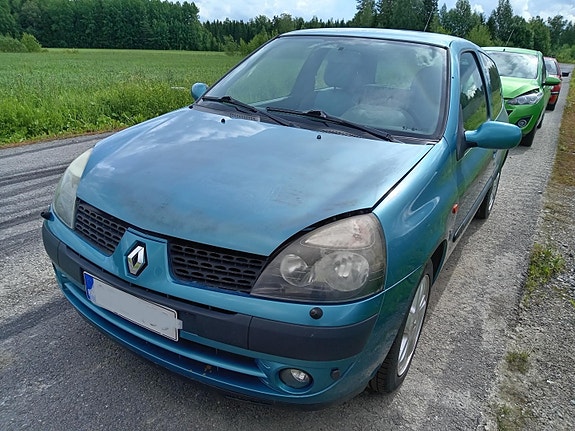 Renault Clio 1.2 3ov. -02