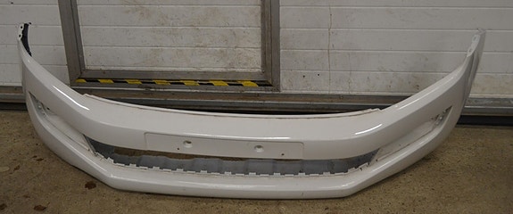 Vw Amarok 10- etupuskuri