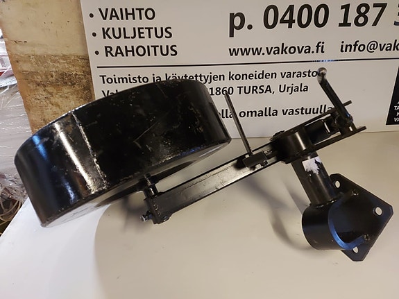 Överum Sarka-auran tukipyörä - UUSI, PELTINEN
