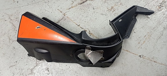 Polaris Fender right gloss right 5439305-070