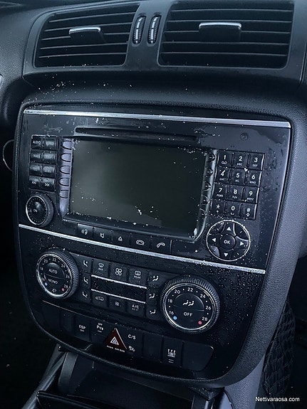Mercedes R W251 Soitin