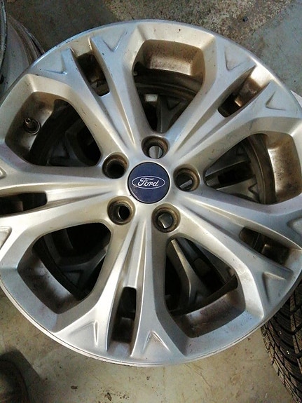 Ford vanne alkuperäinen 17"