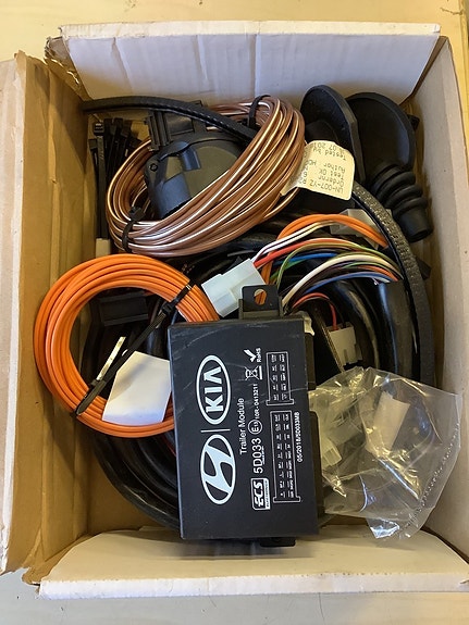 1W621ADE00CP vetokoukun johtosarja KIA RIO