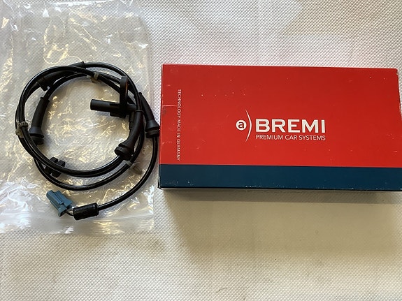 ABS-anturi vas.eteen Nissan Primera P12