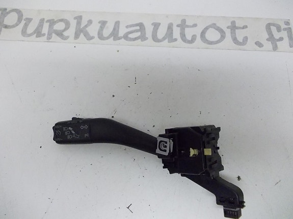 Skoda octavia 2007 monitoimikatkaisin vilkut/valot