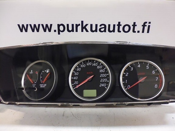 Nissan primera mittaristo täydellinen 2003