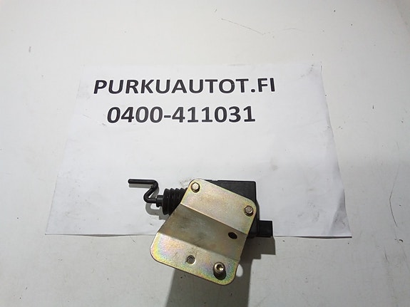 Saab 9-3 polttoaine luukun lukitusmoottori 1999
