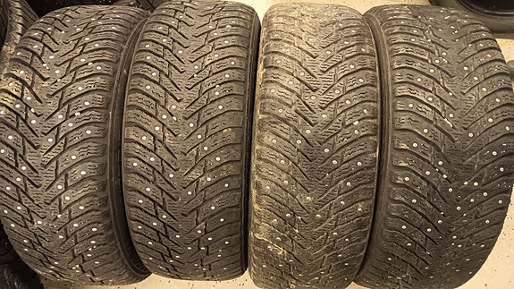 205/55R16 Nokian Hakkapeliitta 8 sarja 4 kpl