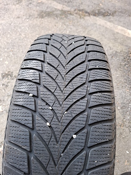 215/55R17 GoodYear Ultragrip ice 2 1 kpl