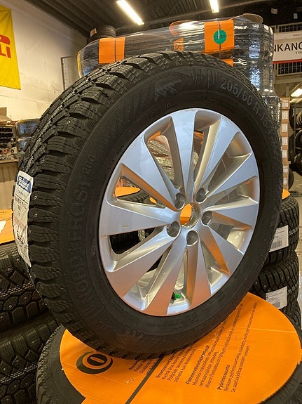 4kpl 205/60R16 Gislaved nasta + Seat 16 5x100