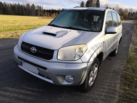 Toyota RAV4 2.0 D4D 4WD -04