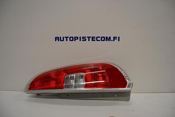 Skoda Roomster -09 takavalo