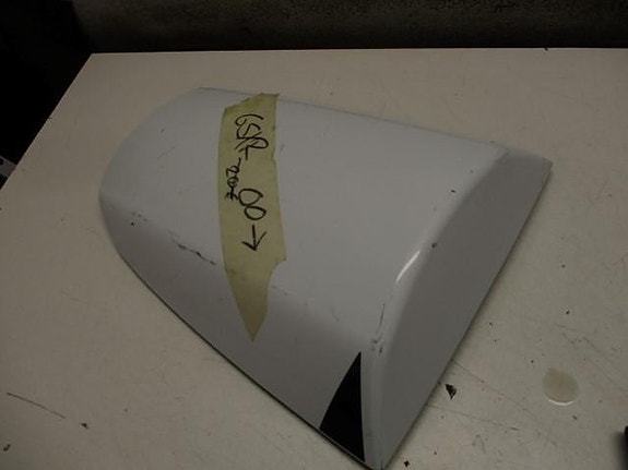 Suzuki GSX-R 750 2000 seat cover ym osaa