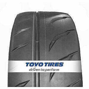 Uudet Toyo 235/50R15 kesärenkaat rahteineen