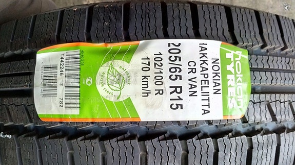 205\65R15 Nokian Hakkapeliitta CR Van kitkarenkaat
