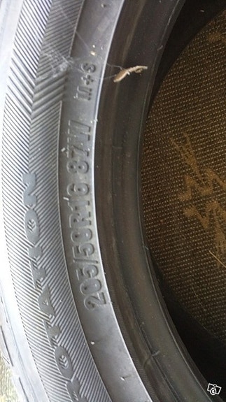 205\50R16 Goodride SV308