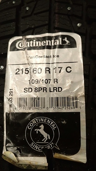 215/60R17C Continental Van Contact nastarenkaat UUDET