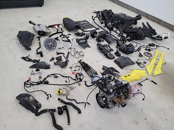 Product image 2 of 9