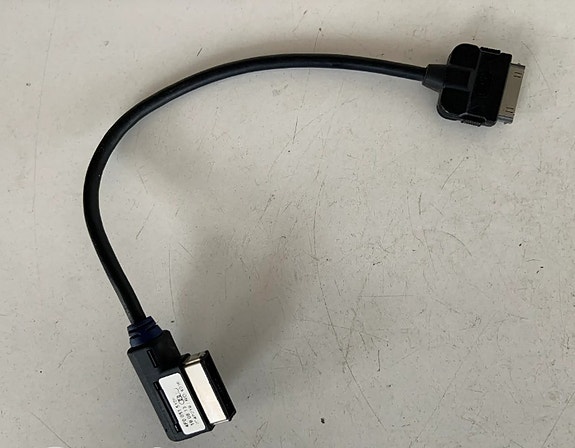 AUDI iPhone/iPod Kaapeli MDI Adapteri 4F0051510K