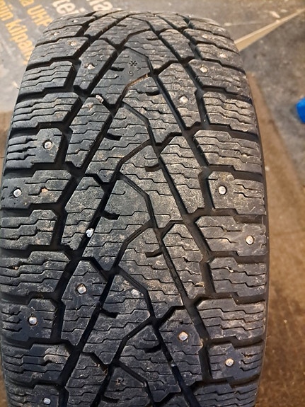 225/55R17C 109/107R Nokian HKPL C3 1kpl