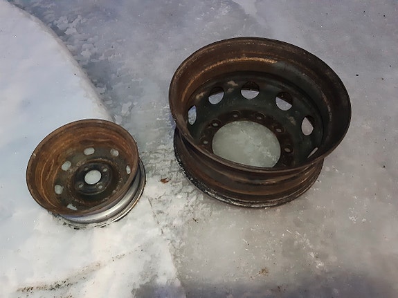 Grilli aihio käytetyistä vanteista, eri kokoja
