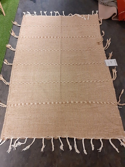 Zanafi Classic -matto 140 x 200 cm villaa