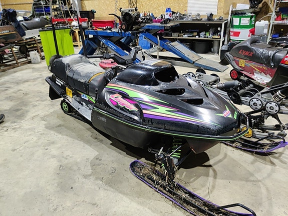 Arctic cat cougar 550 osia!