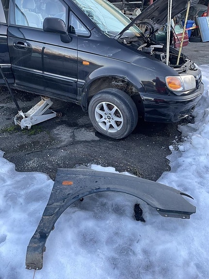 Hyundai trajet lokasuoja