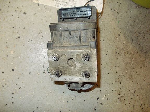 Vw passat 1999 abs hydraulipumppu