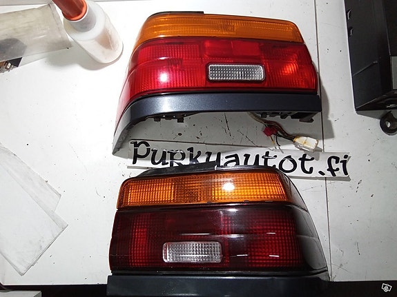 Toyota corolla takavalo oikea 1994