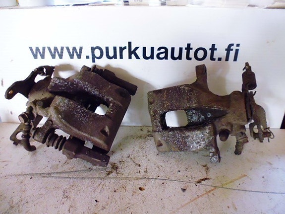 Toyota avensis Jarrusatula oik.taka 2011