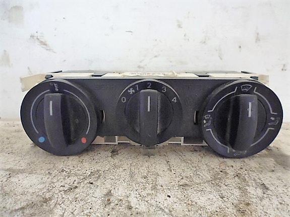Vw polo Lämpötilasäätimet 2002