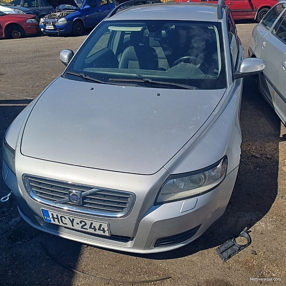 Volvo V50 1.6 Diesel Manuaali