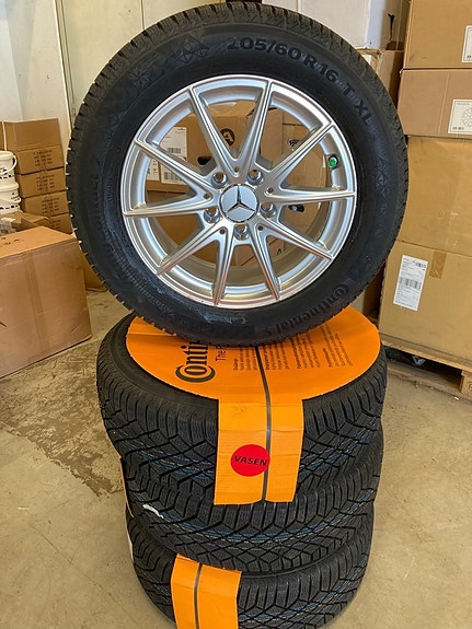 4kpl 205/60R16 Continental kitka + MB alut 16