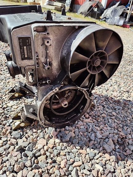 ROTAX 377 moottori