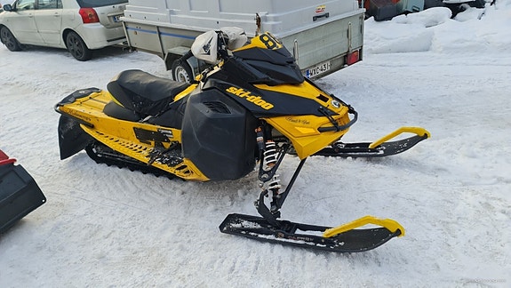 Skidoo RS 600 -14 Purettuna