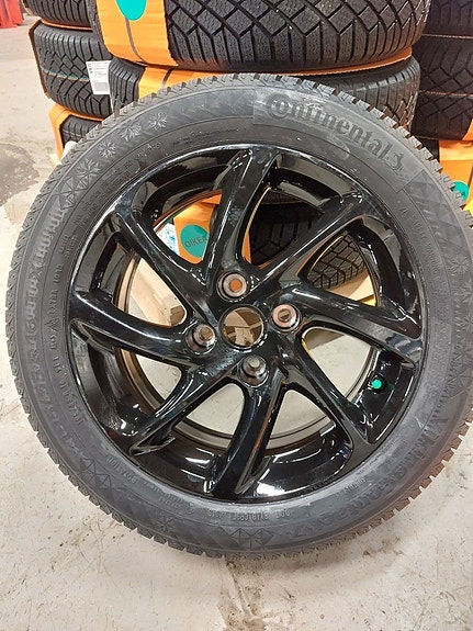 Opel Corsa F 16" + 195/55R16 Continental kitka