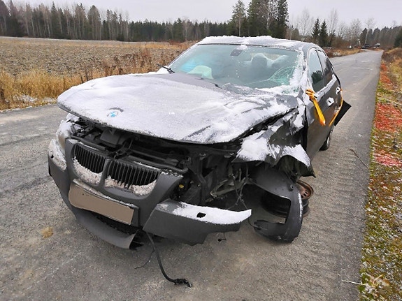 Bmw e90 320 -08