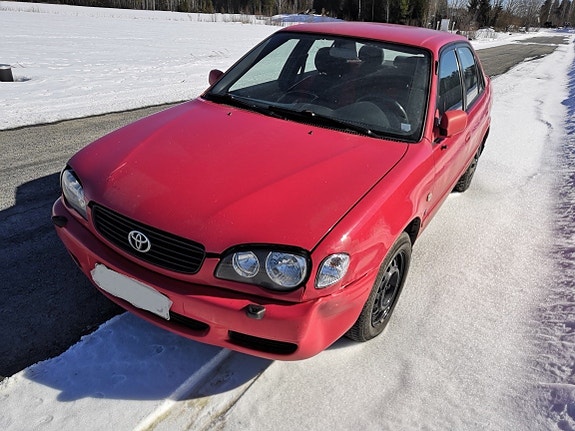 Toyota Corolla 1.6 sedan -00