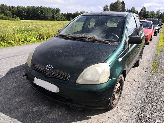 Toyota Yaris 1.3 -00