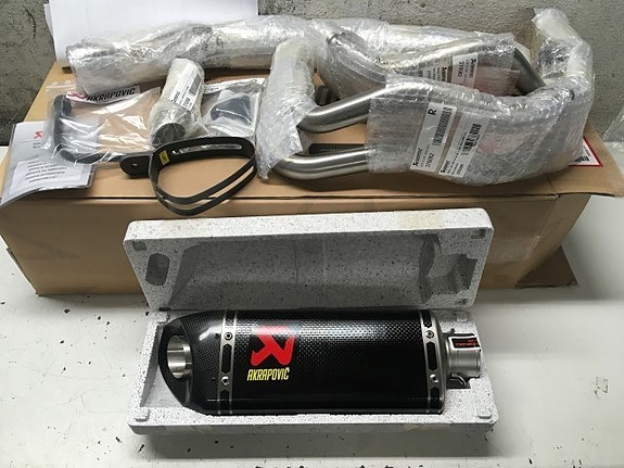 Akrapovic Racing putkisto Kawasaki Ninja ZX-25R 20