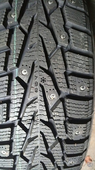 185\70R14 Nokian Hakkapeliitta 7