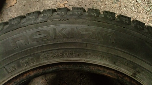 1x 195/65R15 Nokian HKPL 5 nastarenkaat