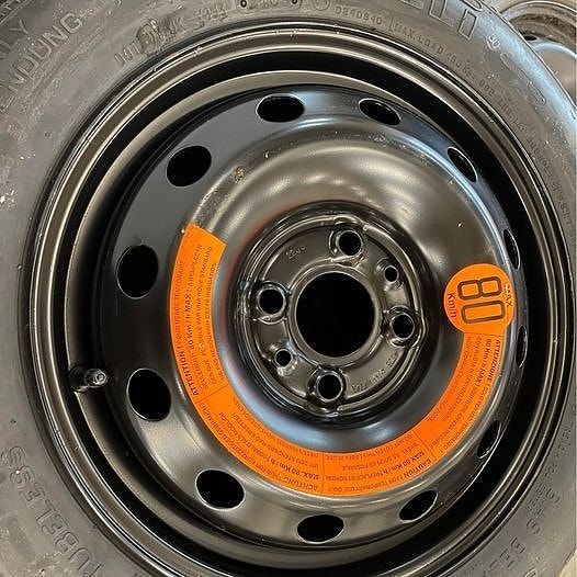 135/80R14 Vararengassetti+työkalut 4x98 R14