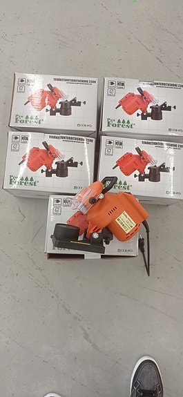 Teräketjunteroituskone Pro forest