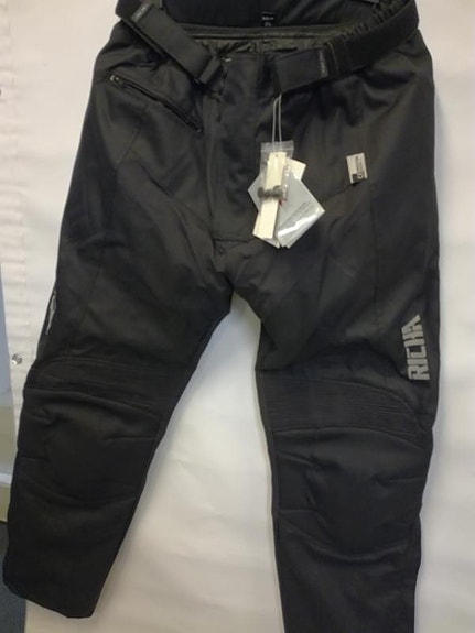 Richa Everest Normal Black Housut