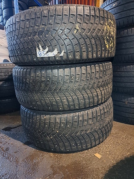 275/50R20 113T Michelin LXIN2 nastat 3kpl