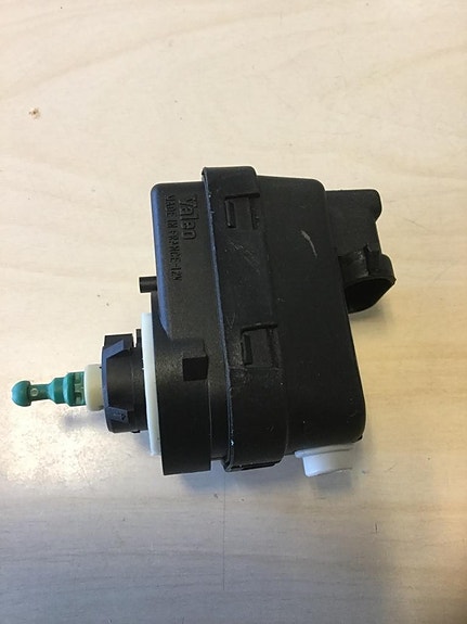 93160179 korkeudensäätö moottori Opel,Nissan,Renau